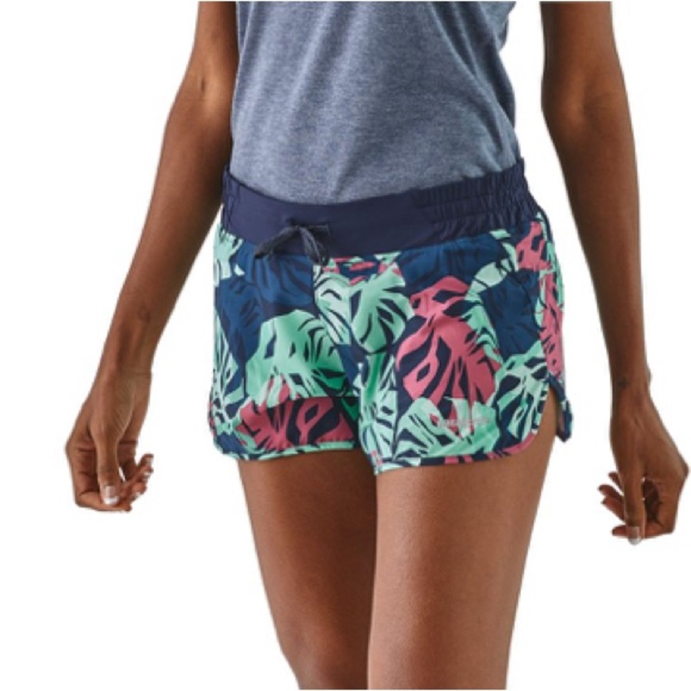 Patagonia Nine Trails Tarkine Fern Running Shorts |Size Small